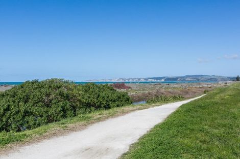 Photo of property in 17 Bell Street, Clive, 4102