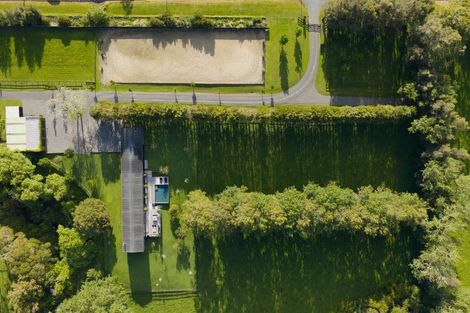 Photo of property in 23 Foster Road, Kumeu, 0891