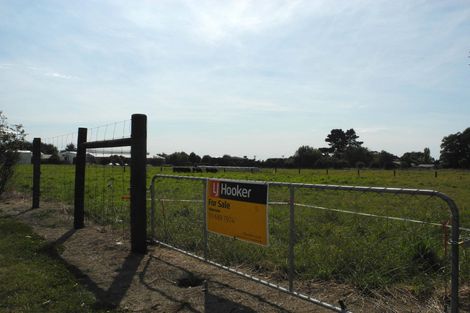 Photo of property in 20 Waimate Highway, Saint Andrews, 7988