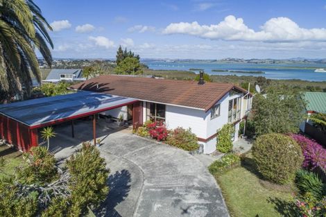 Photo of property in 78 West View Crescent, Onerahi, Whangarei, 0110