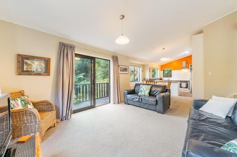 Photo of property in 9 Haven Grove, Naenae, Lower Hutt, 5011