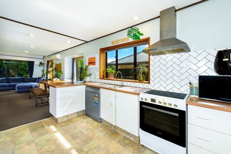 Photo of property in 2/369 Linwood Avenue, Bromley, Christchurch, 8062