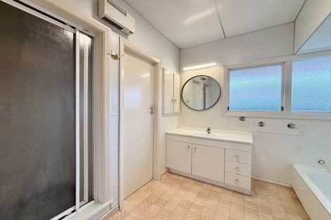 Photo of property in 8 Fatima Street, Redwood, Christchurch, 8051