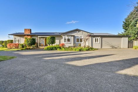 Photo of property in 16 Kopanga Road, Havelock North, 4130