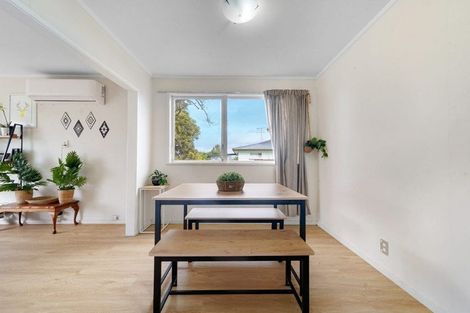 Photo of property in 6 Valencia Place, Manurewa, Auckland, 2102