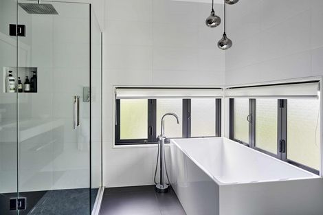 Photo of property in 17 Bowsprit Way, Whitby, Porirua, 5024