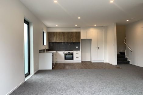 Photo of property in 82 Glidepath Road, Hobsonville, Auckland, 0616