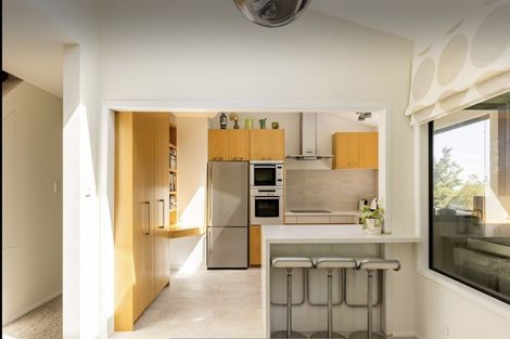 Photo of property in 136 Cheviot Road, Lowry Bay, Lower Hutt, 5013