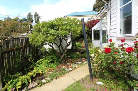Photo of property in 28 Walton Street, Kaikorai, Dunedin, 9010