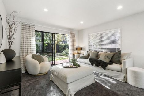 Photo of property in 10 Derby Downs Place, Ellerslie, Auckland, 1051