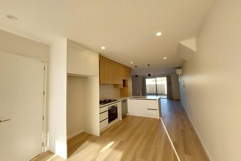 Photo of property in 33 Porowha Road, Westgate, Auckland, 0814