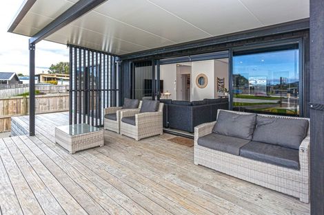 Photo of property in 30 Tairua Palms Place, Tairua, 3508