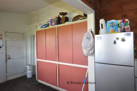 Photo of property in 153 Pahi Road, Pahi, Paparoa, 0571