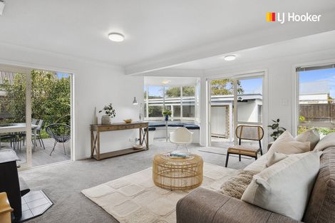 Photo of property in 64 Royal Crescent, Saint Kilda, Dunedin, 9012