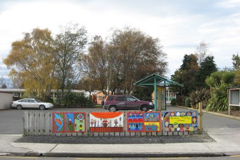 Photo of property in 20 Coronation Court, Milton, 9220