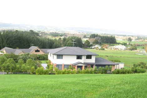 Photo of property in 125 Polo Prince Drive, Totara Park, Auckland, 2576