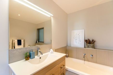 Photo of property in 16 Bunker Way, Strathmore Park, Wellington, 6022