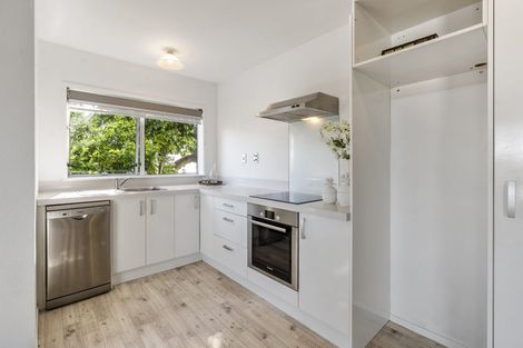 Photo of property in 6/66 Victoria Road, Devonport, Auckland, 0624