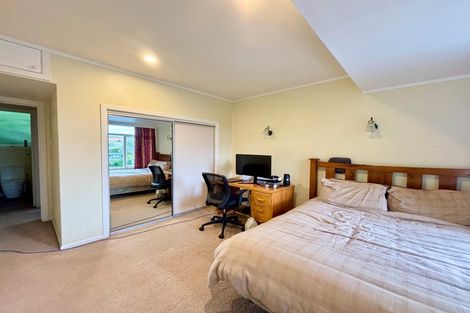 Photo of property in 18 Karachi Crescent, Khandallah, Wellington, 6035