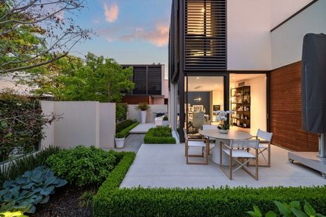 Photo of property in 138c Glandovey Road, Strowan, Christchurch, 8052