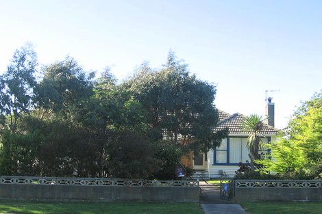 Photo of property in 33 Mazengarb Road, Paraparaumu Beach, Paraparaumu, 5032