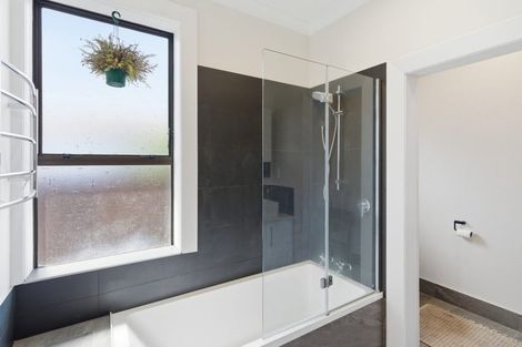 Photo of property in 40 Koromiko Street, Saint Martins, Christchurch, 8022