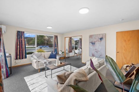 Photo of property in 2/35 Peverel Street, Riccarton, Christchurch, 8041
