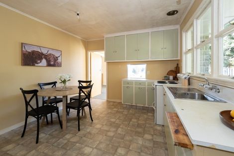 Photo of property in 52 Johnstone Street, Tinwald, Ashburton, 7700