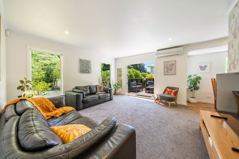 Photo of property in 139 Pinehaven Road, Pinehaven, Upper Hutt, 5019