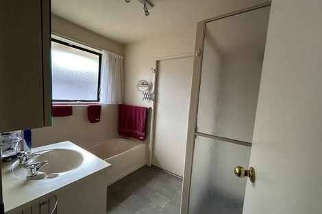 Photo of property in 32 John Webb Drive, Glenview, Hamilton, 3206