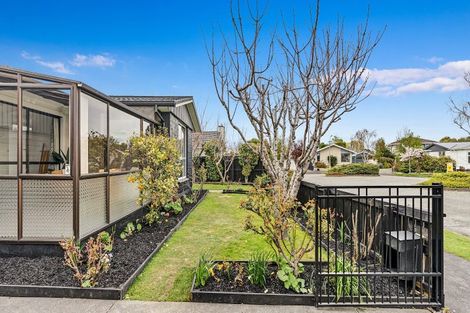 Photo of property in 2/11 Blairdon Place, Bishopdale, Christchurch, 8053