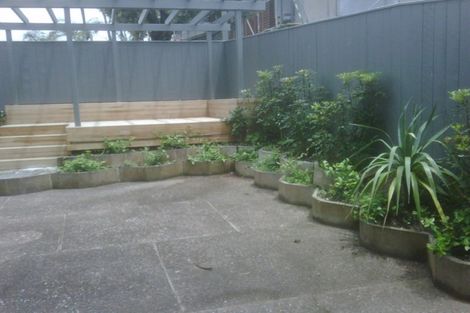 Photo of property in 1/46 Hauraki Road, Hauraki, Auckland, 0622