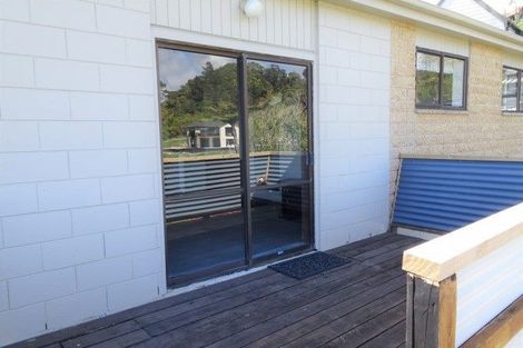 Photo of property in 2 Stanton Crescent, Karoro, Greymouth, 7805