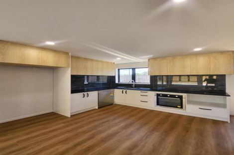 Photo of property in 10d Benton Place, Manurewa, Auckland, 2102