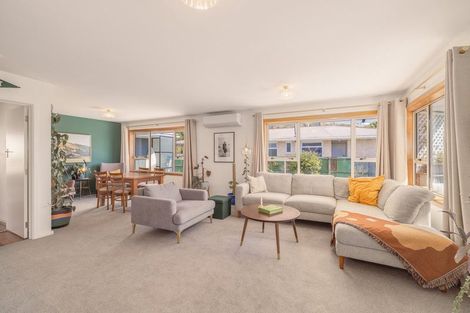 Photo of property in 6 Laing Crescent, Heathcote Valley, Christchurch, 8022