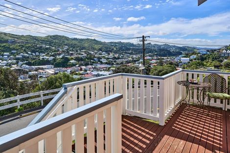 Photo of property in 133 Melbourne Road, Island Bay, Wellington, 6023