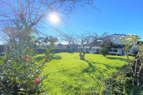 Photo of property in 78 Glenmore Road, Sunnyhills, Auckland, 2010