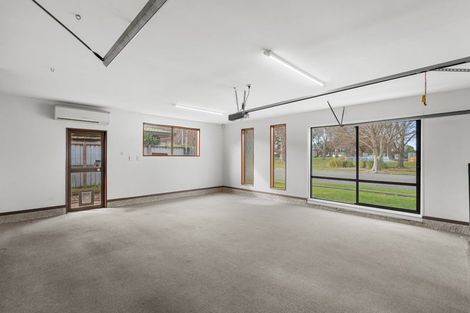 Photo of property in 48 Leacroft Street, Bishopdale, Christchurch, 8053