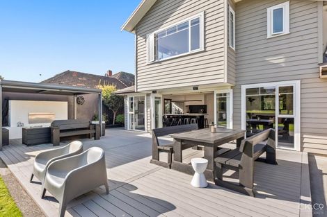 Photo of property in 20 Saint James Avenue, Boulcott, Lower Hutt, 5011