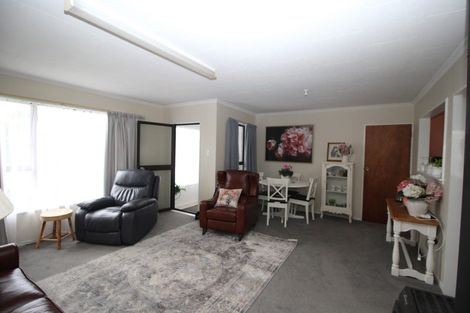 Photo of property in 28b Pollen Street, Woodville, 4920