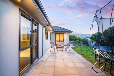 Photo of property in 16 Nelson Avenue, Aotea, Porirua, 5024