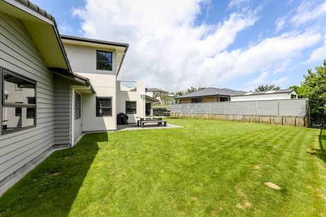 Photo of property in 5 Aspen Place, Whalers Gate, New Plymouth, 4310