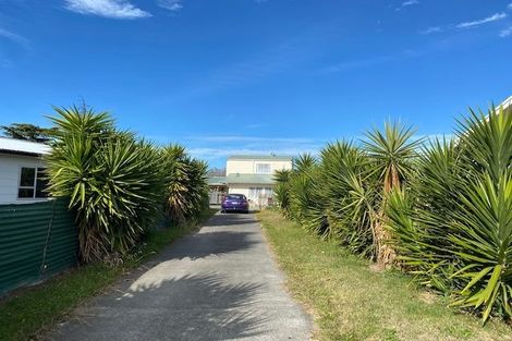 Photo of property in 15 Ramsey Crescent, Flaxmere, Hastings, 4120