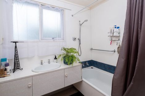 Photo of property in 51 Union Street, Hawera, 4610