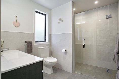 Photo of property in 6 Ada Close, Cambridge, 3434