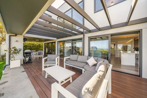 Photo of property in 91 Endeavour Drive, Whitby, Porirua, 5024
