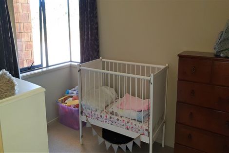 Photo of property in 136 Stratford Drive, Cable Bay, 0420