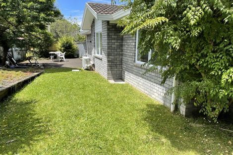 Photo of property in 22 Millstream Drive, Henderson, Auckland, 0610