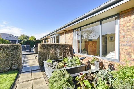 Photo of property in 22 Aylsham Lane, Casebrook, Christchurch, 8051