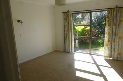 Photo of property in 1/61 Butley Drive, Farm Cove, Auckland, 2012